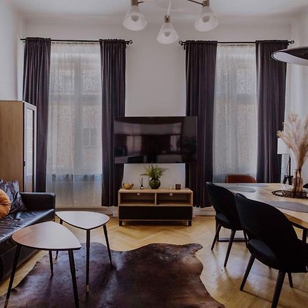 Golden Pearl - Main Square, 100 Sqm, 4 Rooms Красков Екстериор снимка