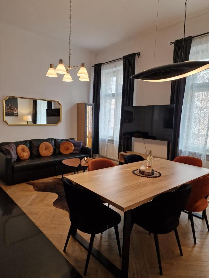 Golden Pearl - Main Square, 100 Sqm, 4 Rooms Красков Екстериор снимка