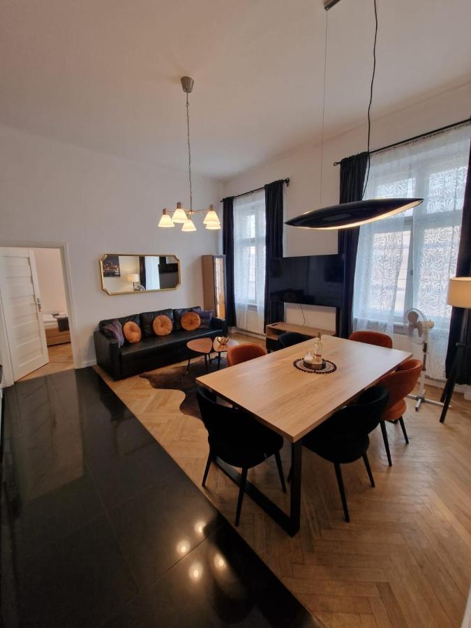 Golden Pearl - Main Square, 100 Sqm, 4 Rooms Красков Екстериор снимка