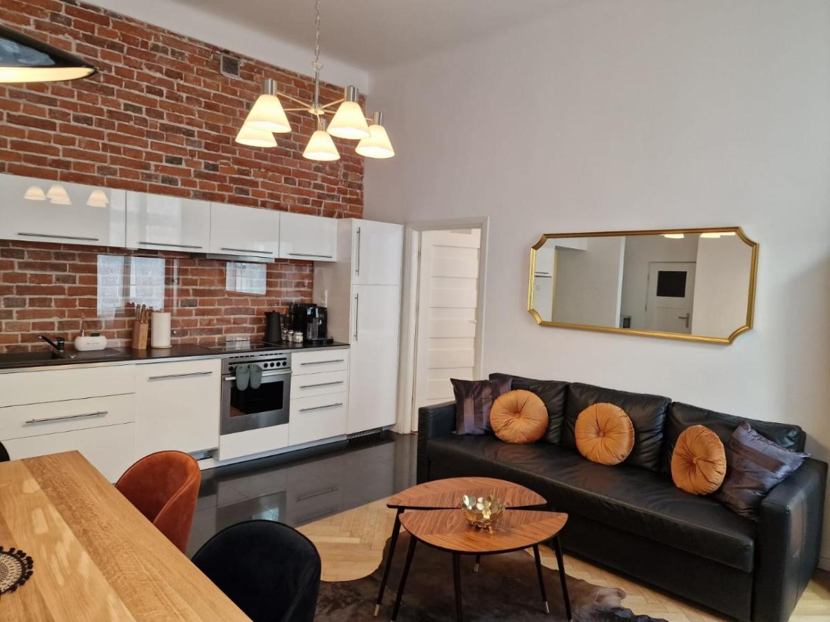 Golden Pearl - Main Square, 100 Sqm, 4 Rooms Красков Екстериор снимка