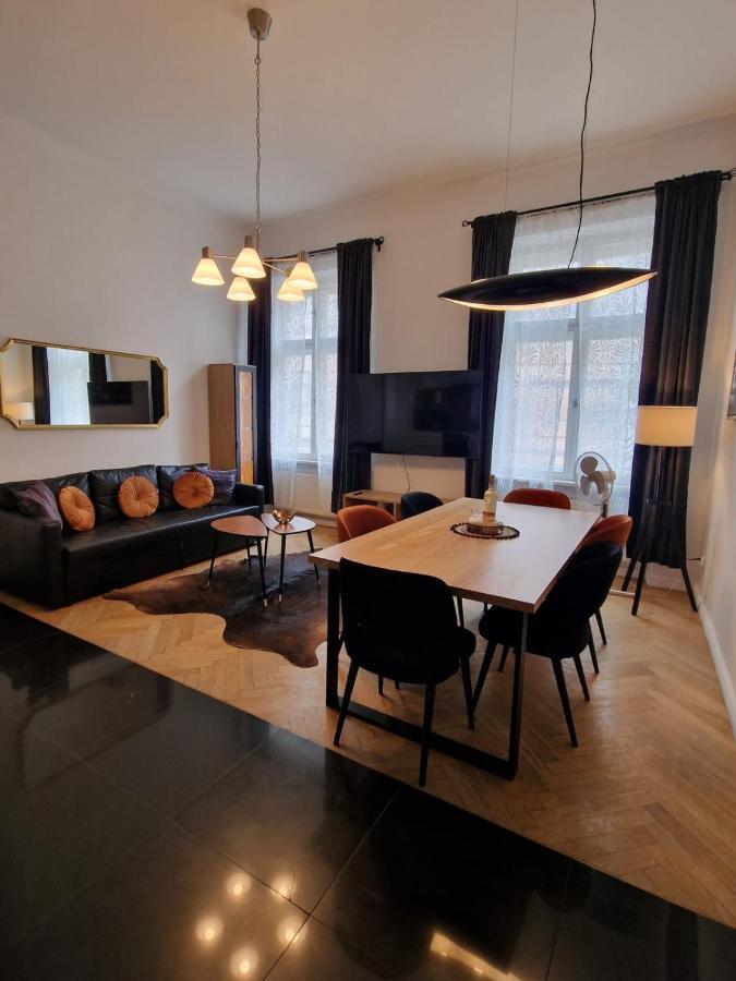 Golden Pearl - Main Square, 100 Sqm, 4 Rooms Красков Екстериор снимка