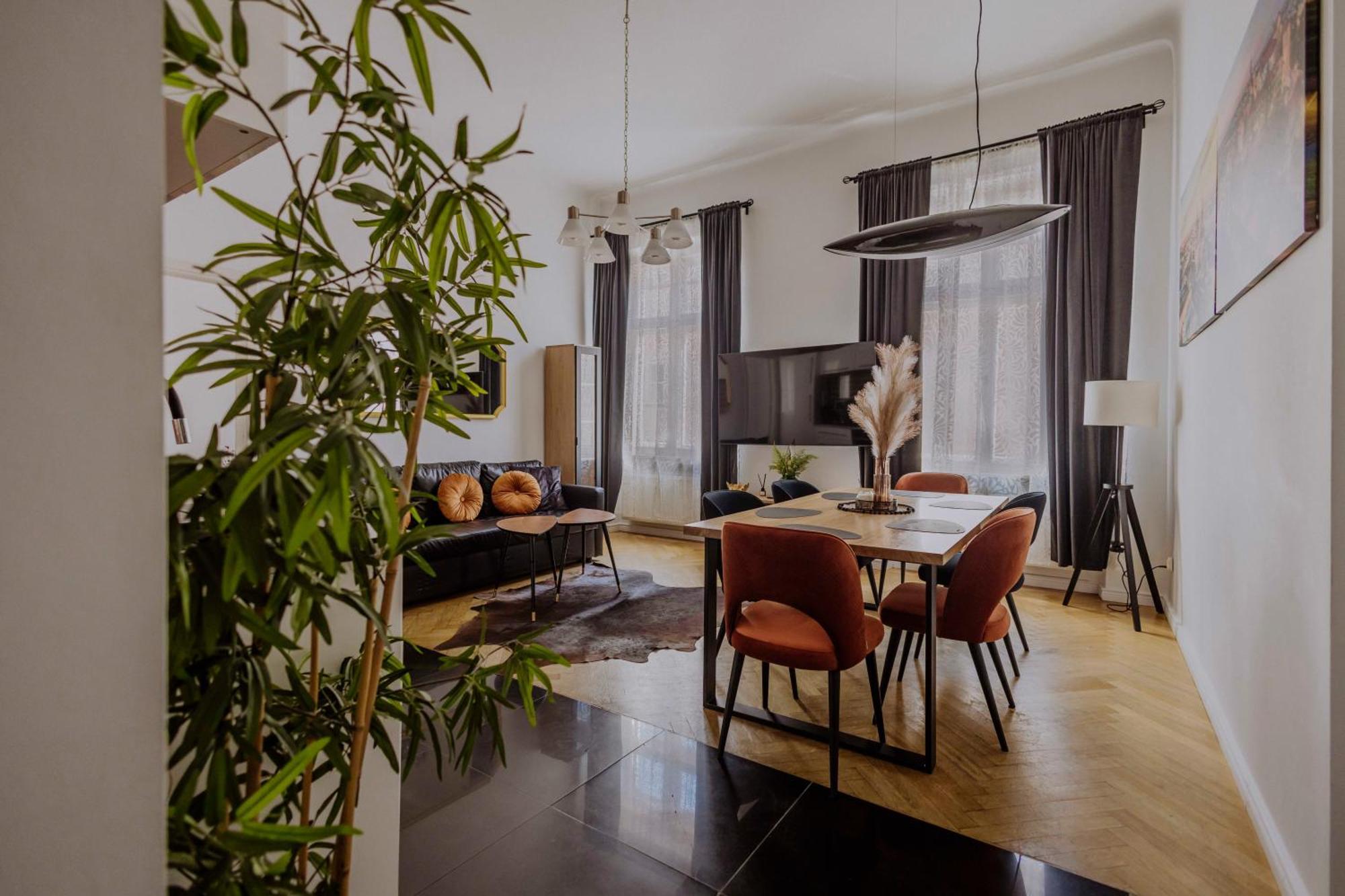 Golden Pearl - Main Square, 100 Sqm, 4 Rooms Красков Екстериор снимка